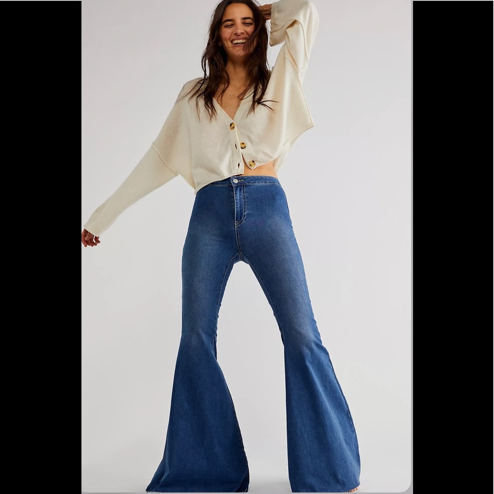 NWT We The Free Just Float On Flare Jeans